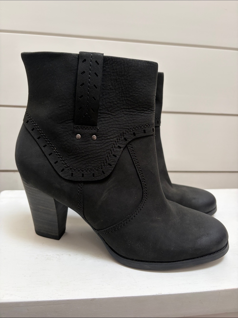 Clark’s Women's Black Nubuck Ankle Boots with Block Heel